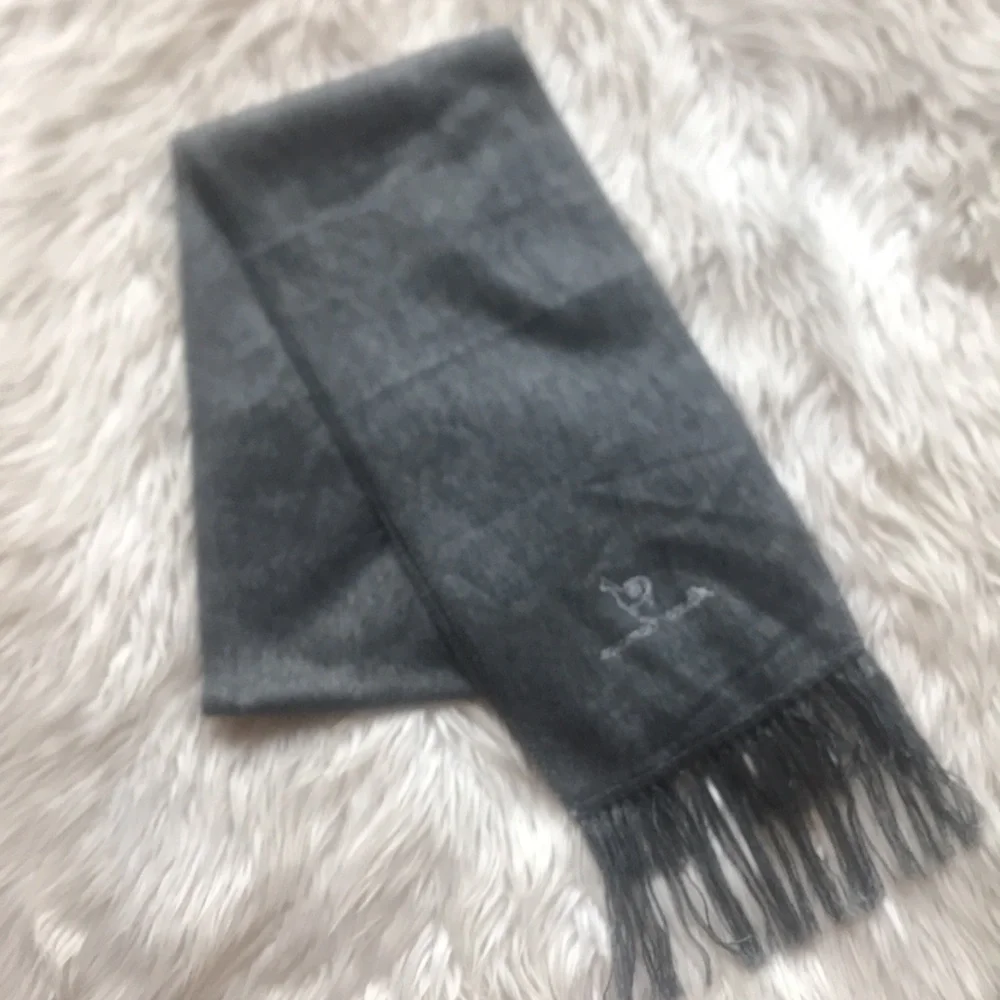 Camargo Peruvian Alpaca Blend Gray Scarf EUC